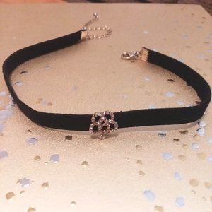 Sparkly Flower Choker